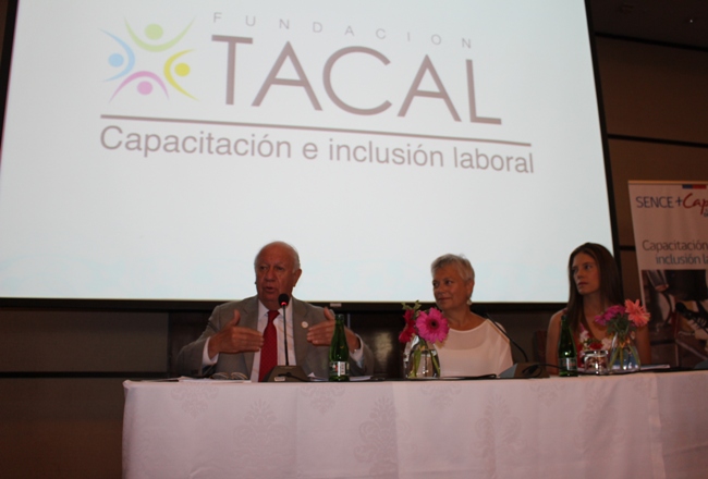 Director Nacional de Senadis en lanzamiento de manual para que empresarios se sumen a la inclusión laboral