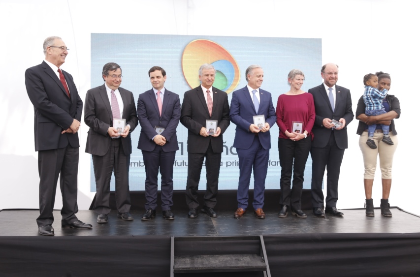 Ministro Moreno en aniversario de Patronato Madre-Hijo.