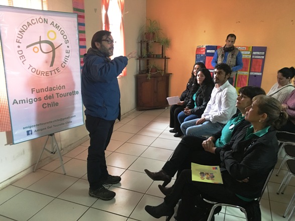 Director Nacional de SENADIS expone en charla organizada por la Fundación Amigos del Tourette Chile
