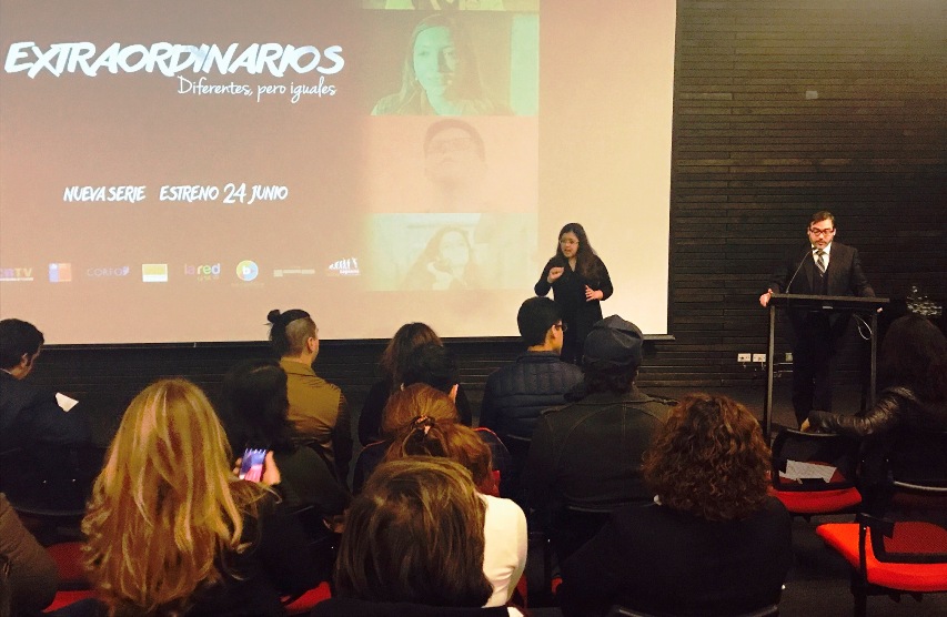 Director Nacional durante el estreno de la serie documental \