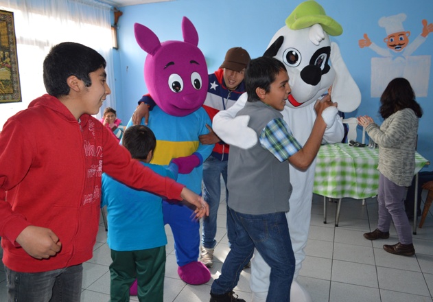Niños participando de la actividad. 