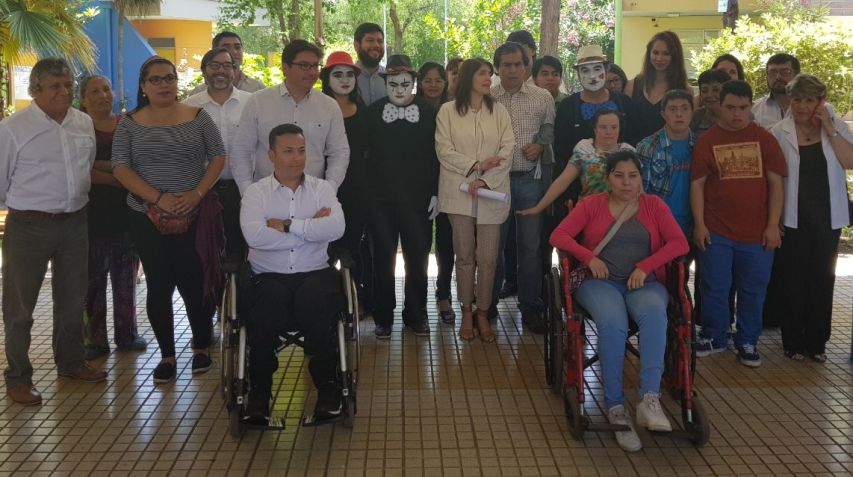 Autoridades dialogan con vecinos en situación de discapacidad de Recoleta en el Día Internacional de las Personas con Discapacidad