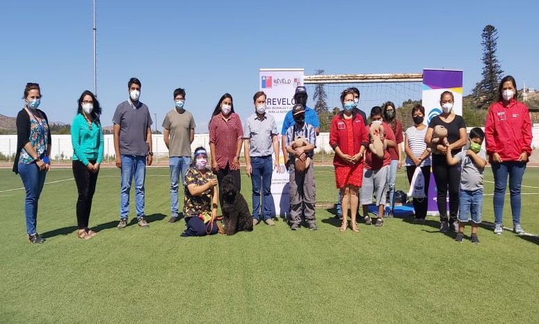 Personas con discapacidad y sus cuidadores participan en Taller de Terapia Asistida con Animales