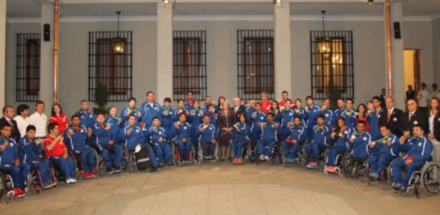 Presidenta Bachelet recibió a los medallistas de los Parasuramericanos Santiago 2014