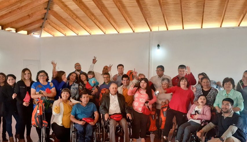 SENADIS Atacama y la Ilustre Municipalidad de Vallenar entregan Kit de Emergencias como cierre de proyecto ejecutado por la oficina de discapacidad