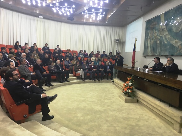 Ministro Barraza expone en clase magistral Políticas Sociales: Nuevos Paradigmas y Desafíos
