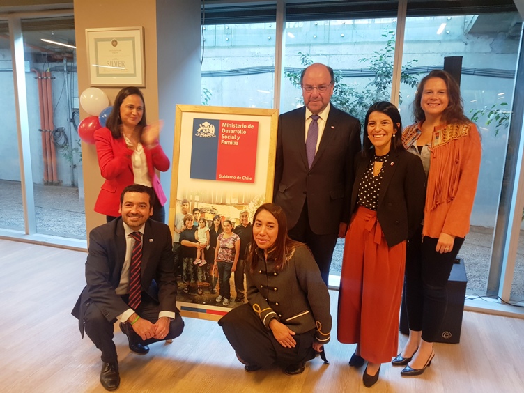 Ministro Moreno junto a Subsecretarias Candia y Bown, el Subsecretario Villareal, y la Directora Nacional de Senadis, María Ximena Rivas.