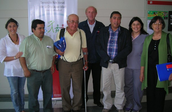 Directora Regional junto al integrantes del Consejo Regional de la Sociedad Civil 