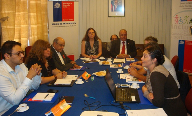 Autoridades durante la constitución del Consejo Regional