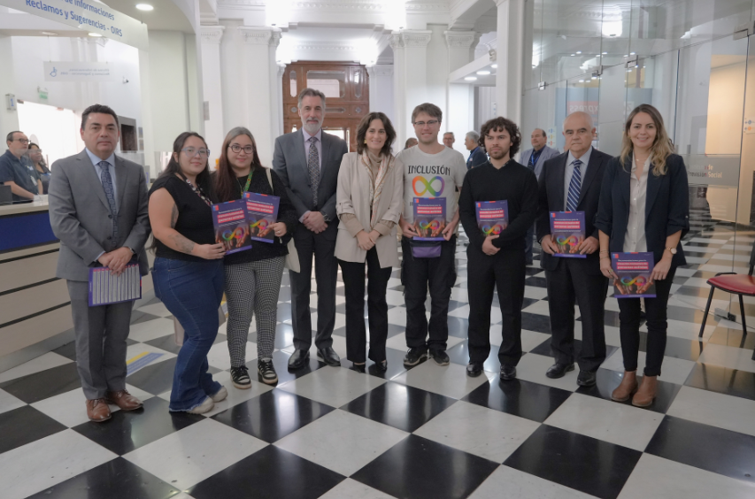 Ministerio de Desarrollo Social y Familia lanzó primera Guía para la atención inclusiva de personas autistas