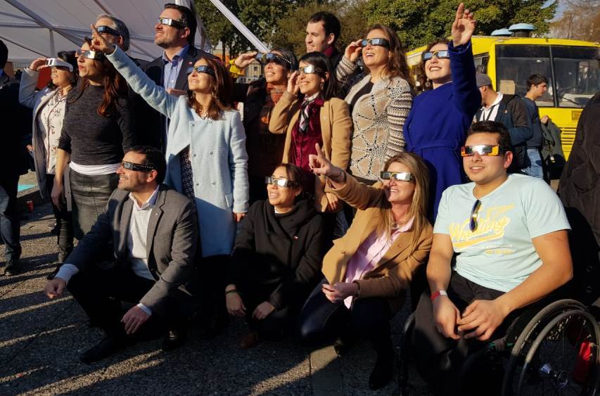 En el Planetario se vivió Fiesta del Eclipse Inclusivo