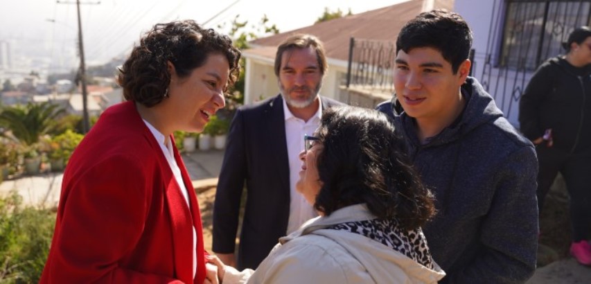 Familias con integrantes del espectro autista afectadas por megaincendio recibirán acompañamiento experto gratuito